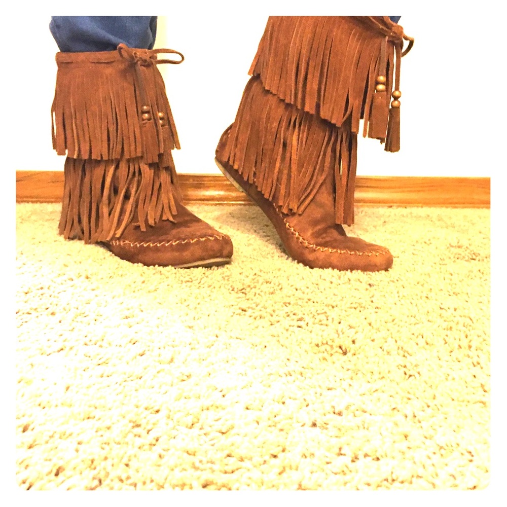 Mossimo fringe boots
